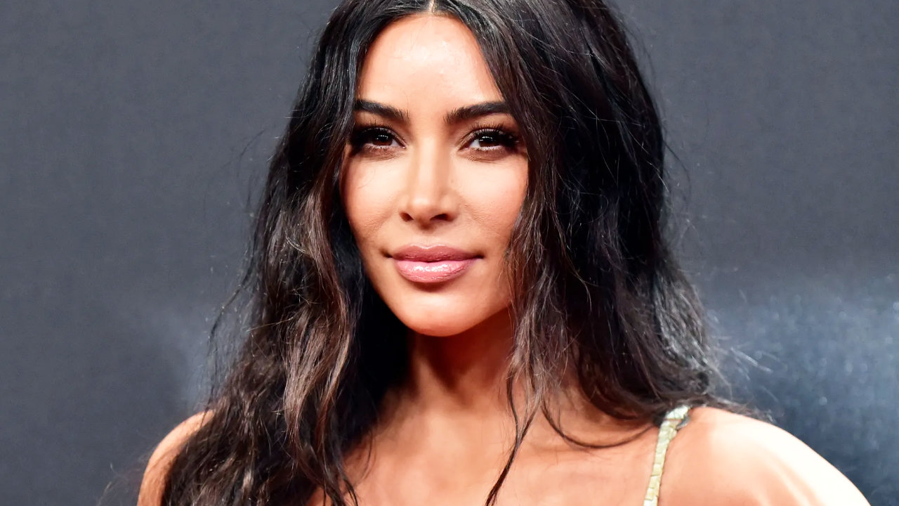 Kim Kardashian bị Cơ quan quản lý Vương quốc Anh kêu gọi vì bơm Token tiền điện tử có thể gây hại cho các nhà đầu tư