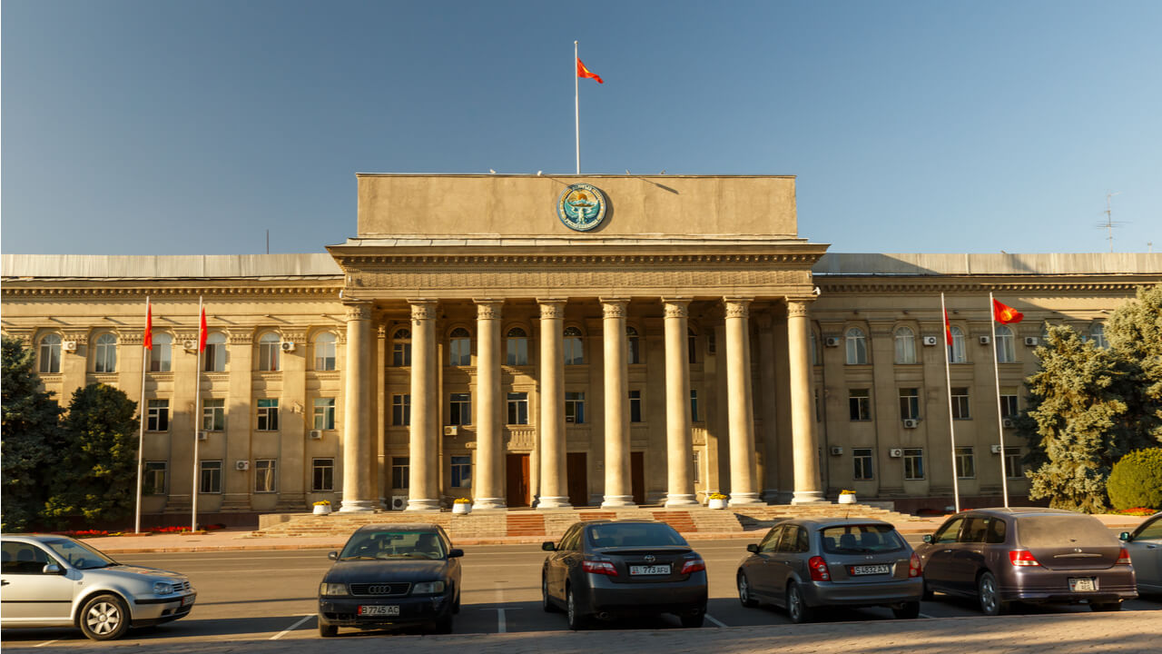 Kyrgyzstan tăng giá điện cho thợ đào tiền điện tử