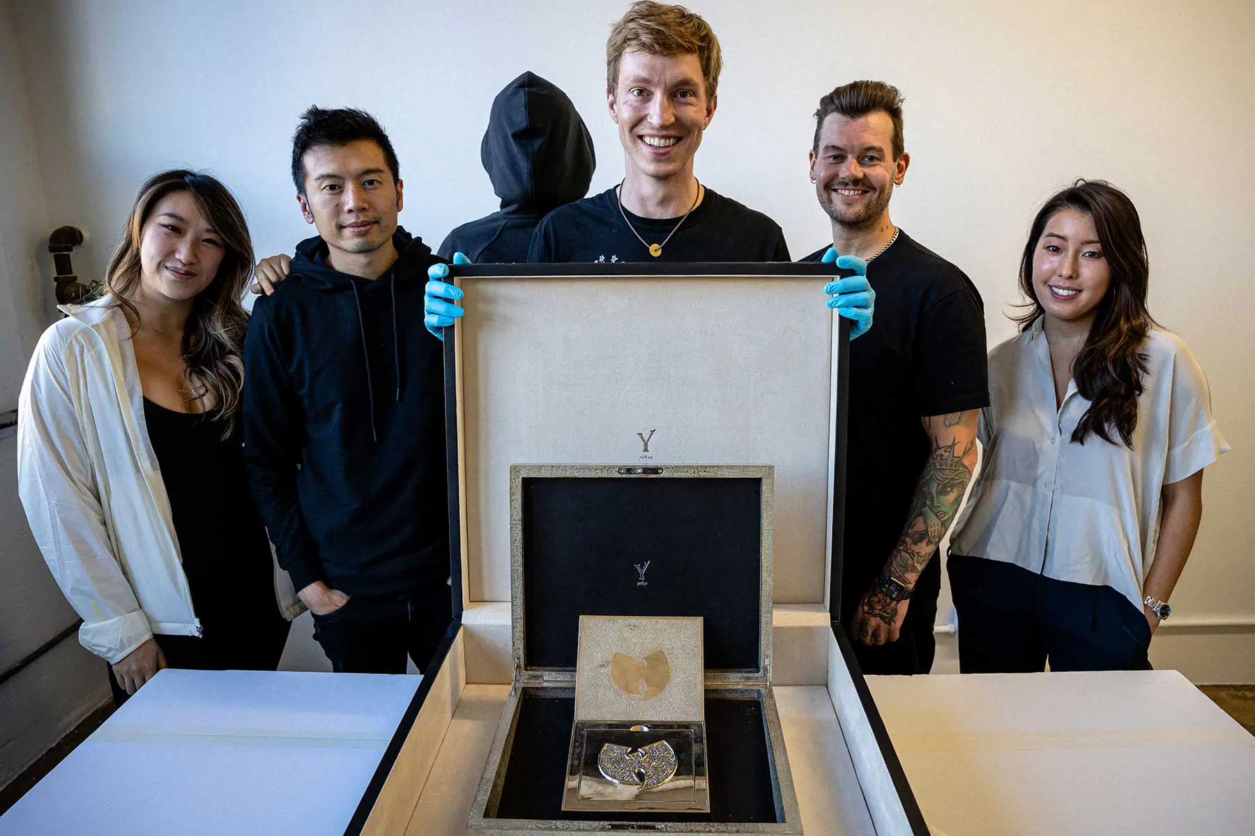 Album chưa phát hành của Wu-Tang Clan đổi bàn tay từ Martin Shkreli thành NFT Art Collective Album chưa phát hành của Wu-Tang Clan đổi bàn tay từ Martin Shkreli thành NFT Art Collective