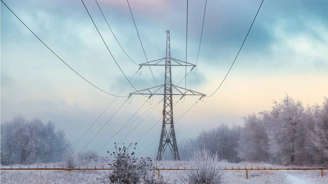 Nga cân nhắc bán quyền lực cho Kazakhstan trong bối cảnh thâm hụt do thợ đào tiền điện tử gây ra