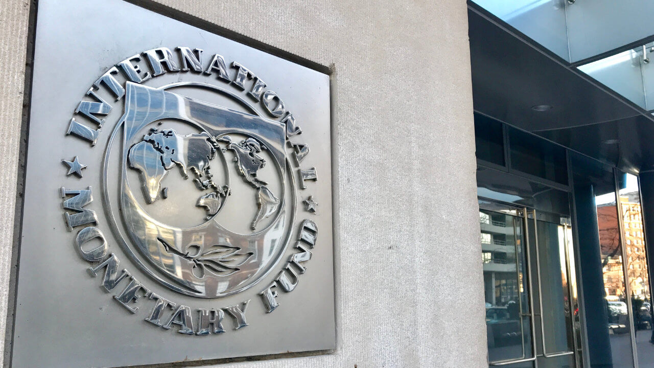 IMF cảnh báo sự bùng nổ tiền điện tử đặt ra những thách thức mới về ổn định tài chính, thúc giục các cơ quan quản lý đẩy mạnh
