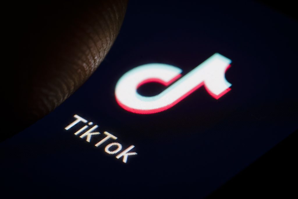 tiktok tạo