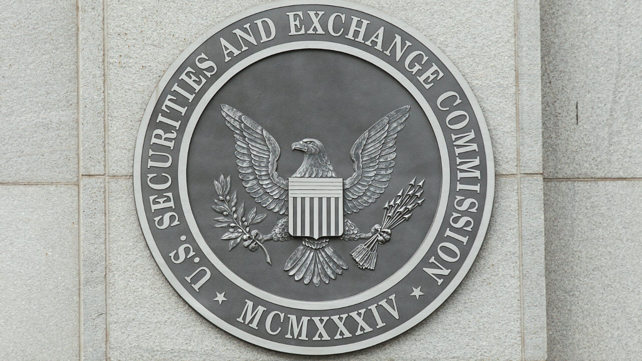 Ủy viên SEC: Các dự án phi tập trung thực sự Đặt ra thách thức đối với quy định về tiền điện tử - Tin Tức Bitcoin 2024
