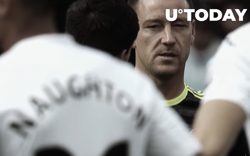Cựu đội trưởng Chelsea John Terry khoe ảnh hồ sơ NFT