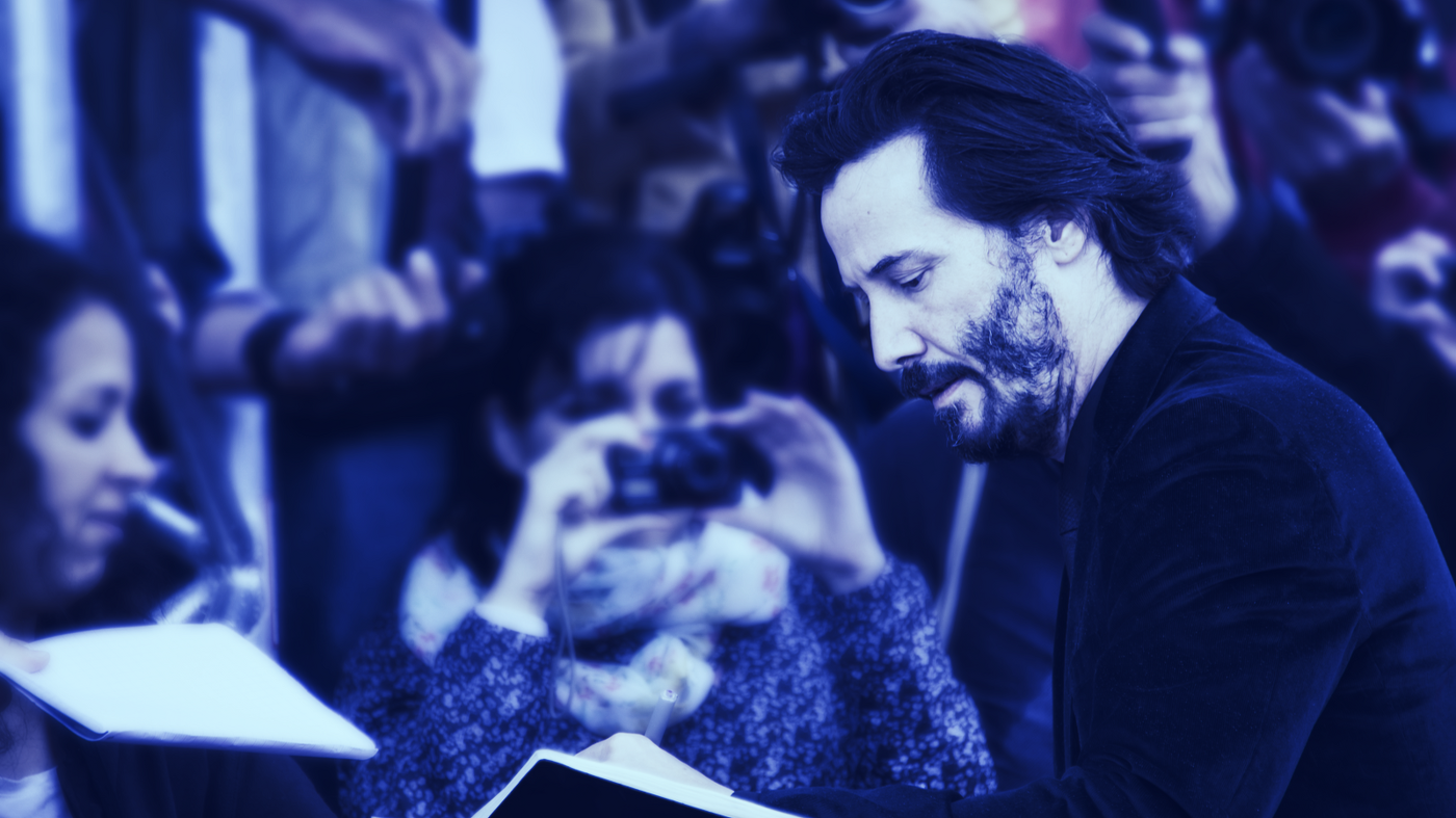 Nam diễn viên Keanu Reeves của loạt phim Ma trận nói rằng anh ấy nắm giữ tiền điện tử. Hình ảnh: Shutterstock