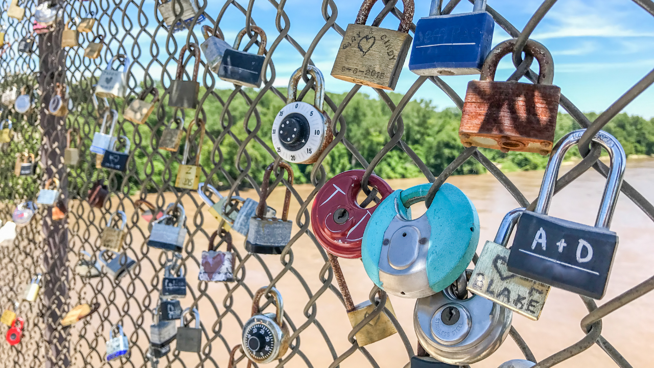 ChainlinkVeChain, Phân tích giá EOS: 24 tháng 4 - Tin Tức Bitcoin - Cập Nhật Tin Tức Coin Mới Nhất 24/7 2025