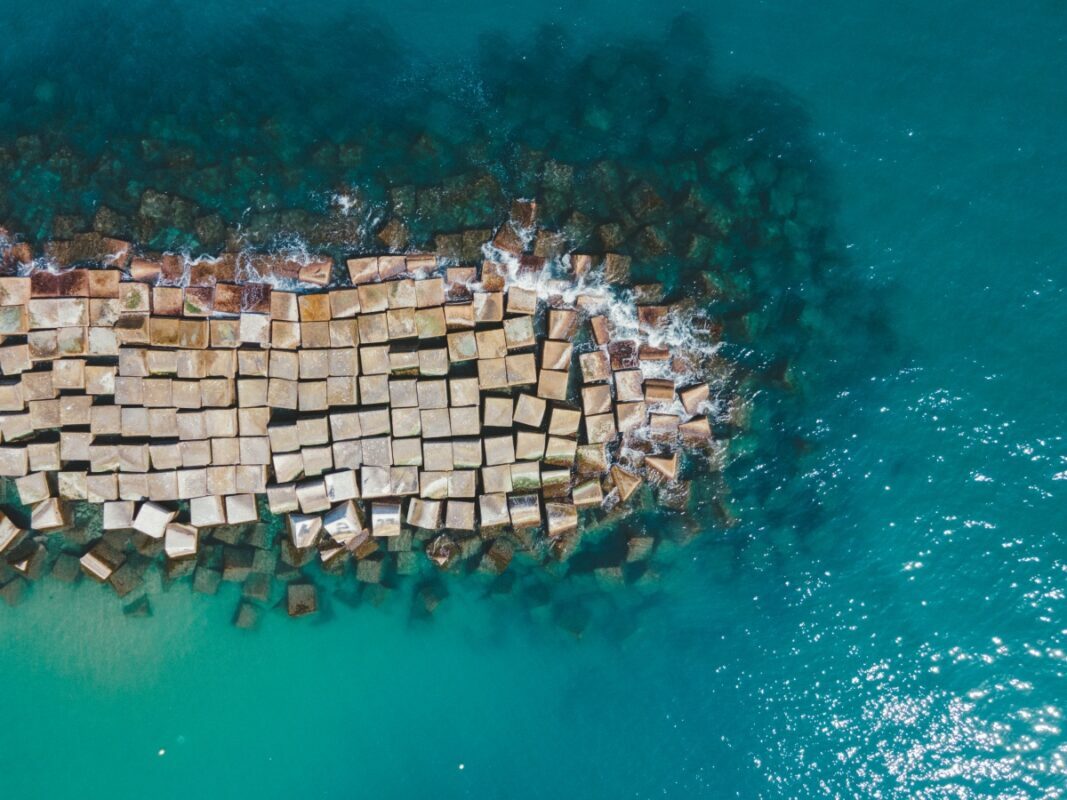 WAVES: Làm thế nào để khiến các nhà đầu tư của bạn tức giận với các nhà phát triển - Tin Tức Bitcoin - Cập Nhật Tin Tức Coin Mới Nhất 24/7 2025