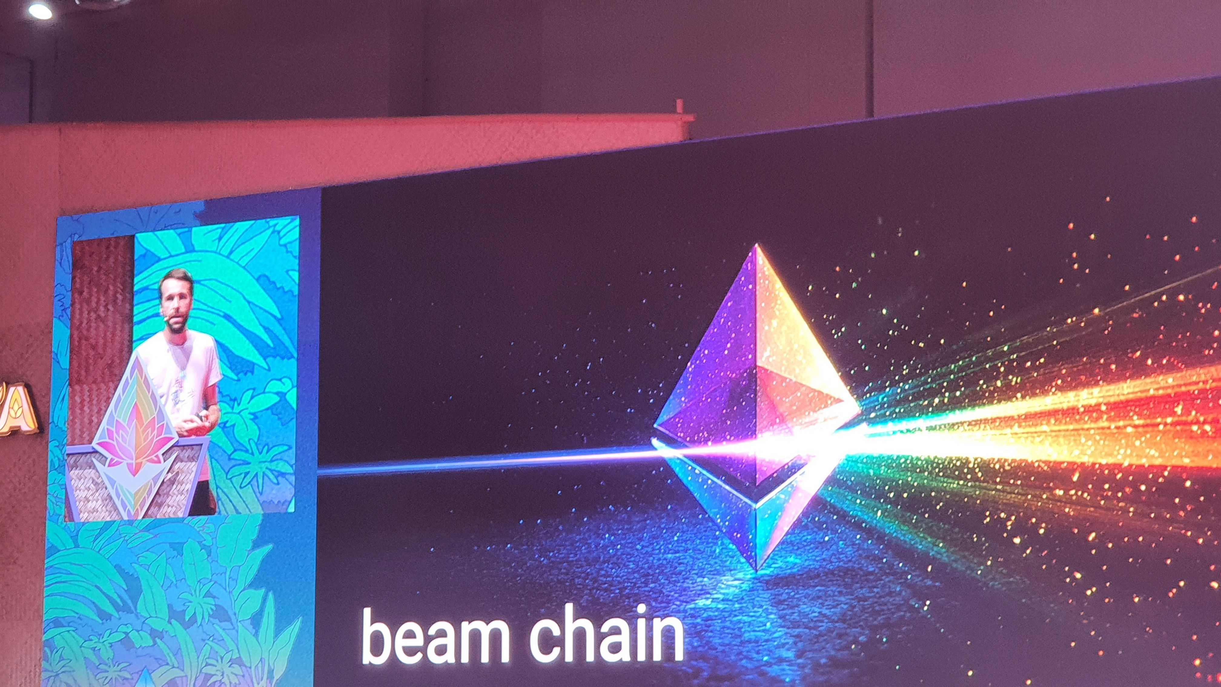Đề xuất Beam Chain thay thế Ethereum Beacon Chain - Tin Tức Bitcoin - Cập Nhật Tin Tức Coin Mới Nhất 24/7 2025 Justin Drake trình bày đề xuất Beam Chain tại sự kiện Devcon ở Bangkok, Thái Lan.